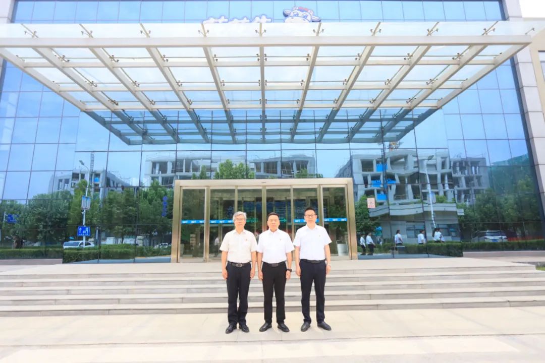 中国共产党森林舞会官网第二届委员会第二次党员大会成功召开