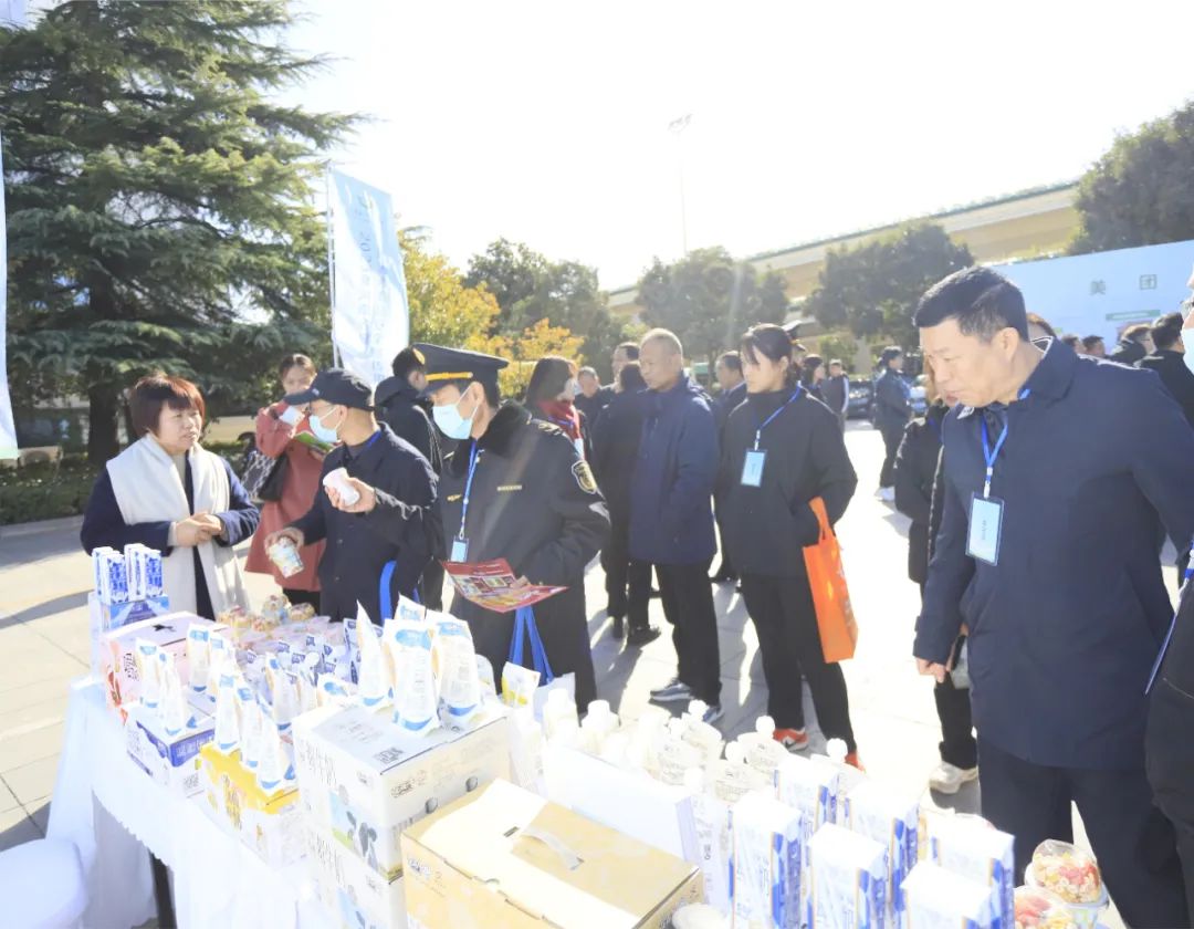 森林舞会官网丨落实食品出产加工企业质量安全主体责任，助力人民人民生涯更美好——2023年河南省暨郑州食品安全宣传周启动典礼隆重进行