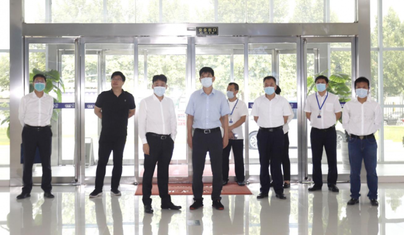 快讯丨河南省人民当局国有资产监督治理委员会副主任刘银志莅临森林舞会官网乳业集团参观座谈